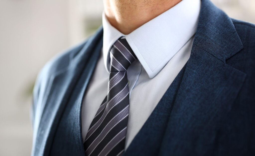 Добре вързана вратовръзка