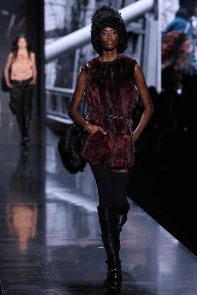 [Модни цветове есен-зима 2025/2026]: Червен лак