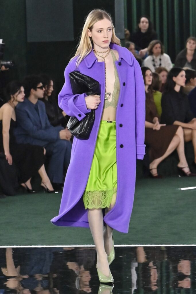модни дамски палта за есен-зима 20-25/2026, ревю на Gucci